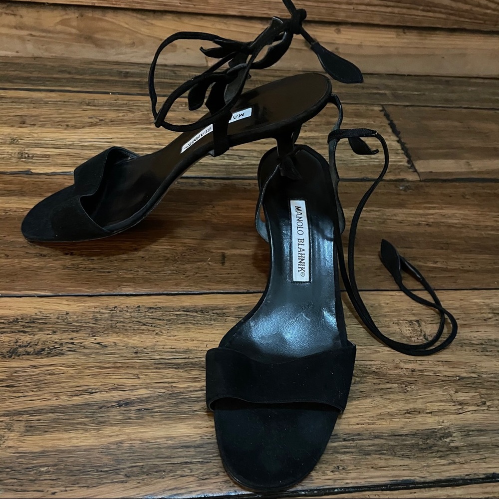 MANOLO BLAHNIK 👠